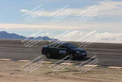 media/Jan-04-2026-SCCA SD (Sun) [[defc442887]]/4-Novice Group/Session 2 Bowl Speed Pans/